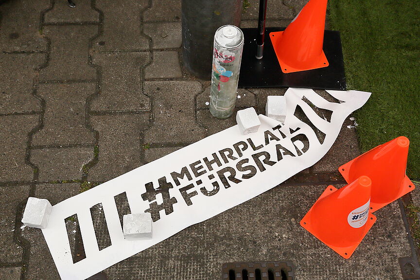 Mehr Platz fürs Rad Mehr Platz fürs Rad Sprühschablone